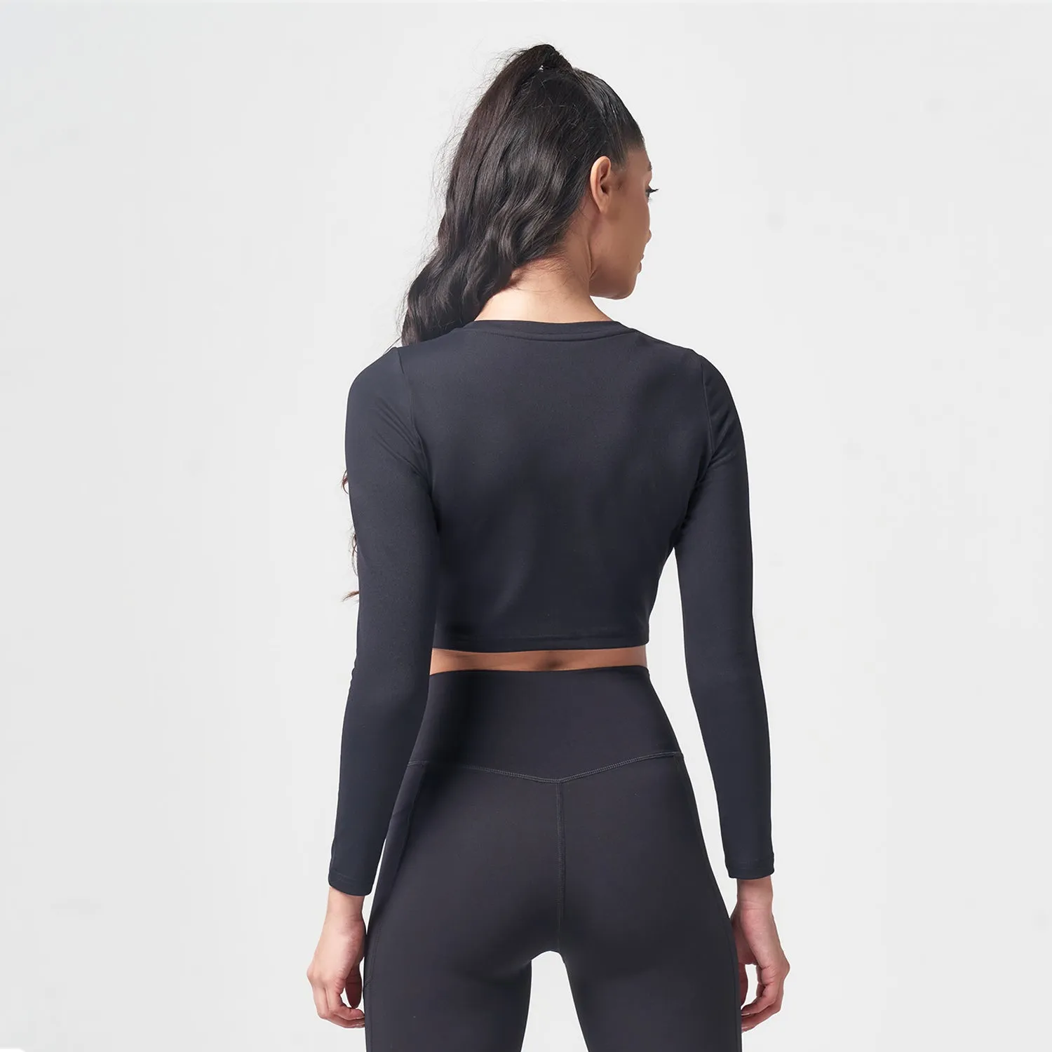 Essential Full Sleeves Crop Top AW22 - Black