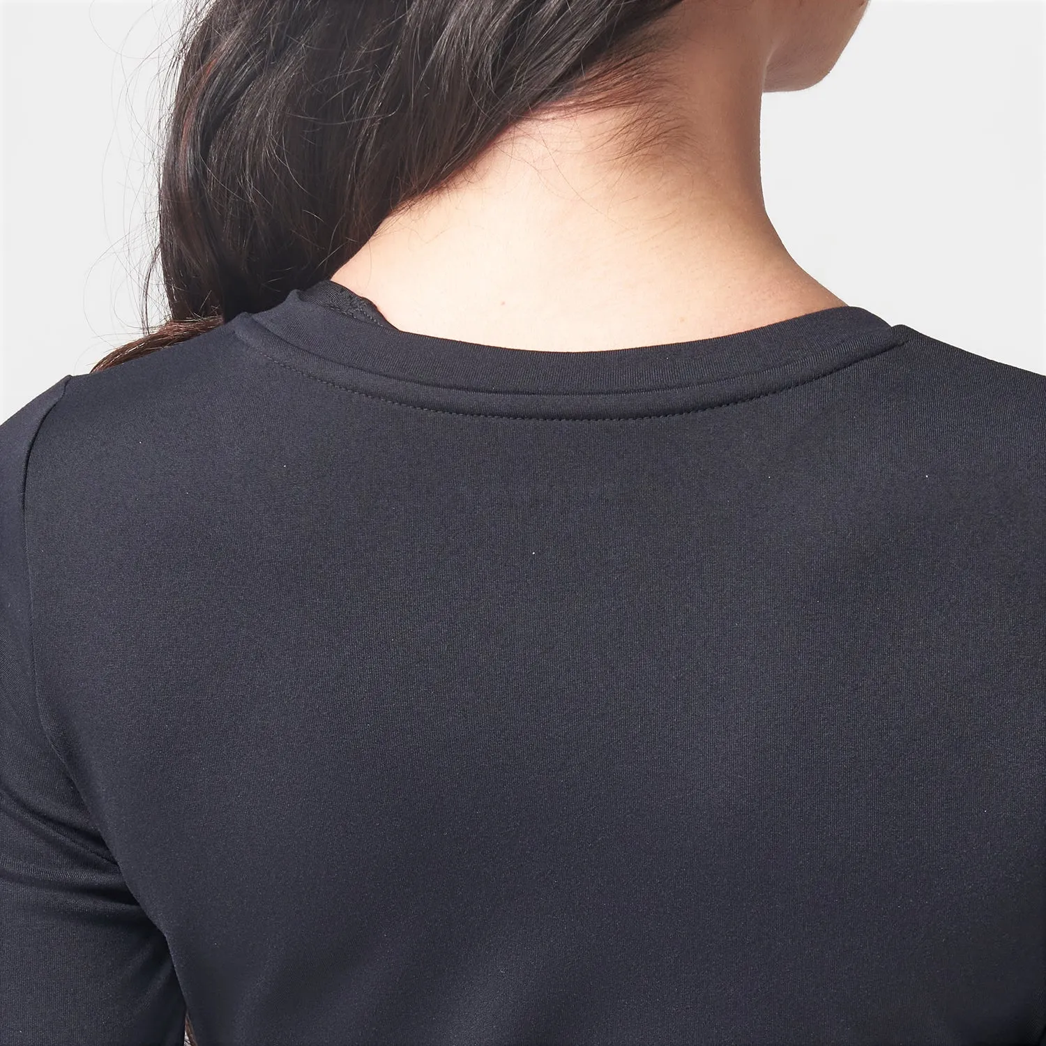 Essential Full Sleeves Crop Top AW22 - Black