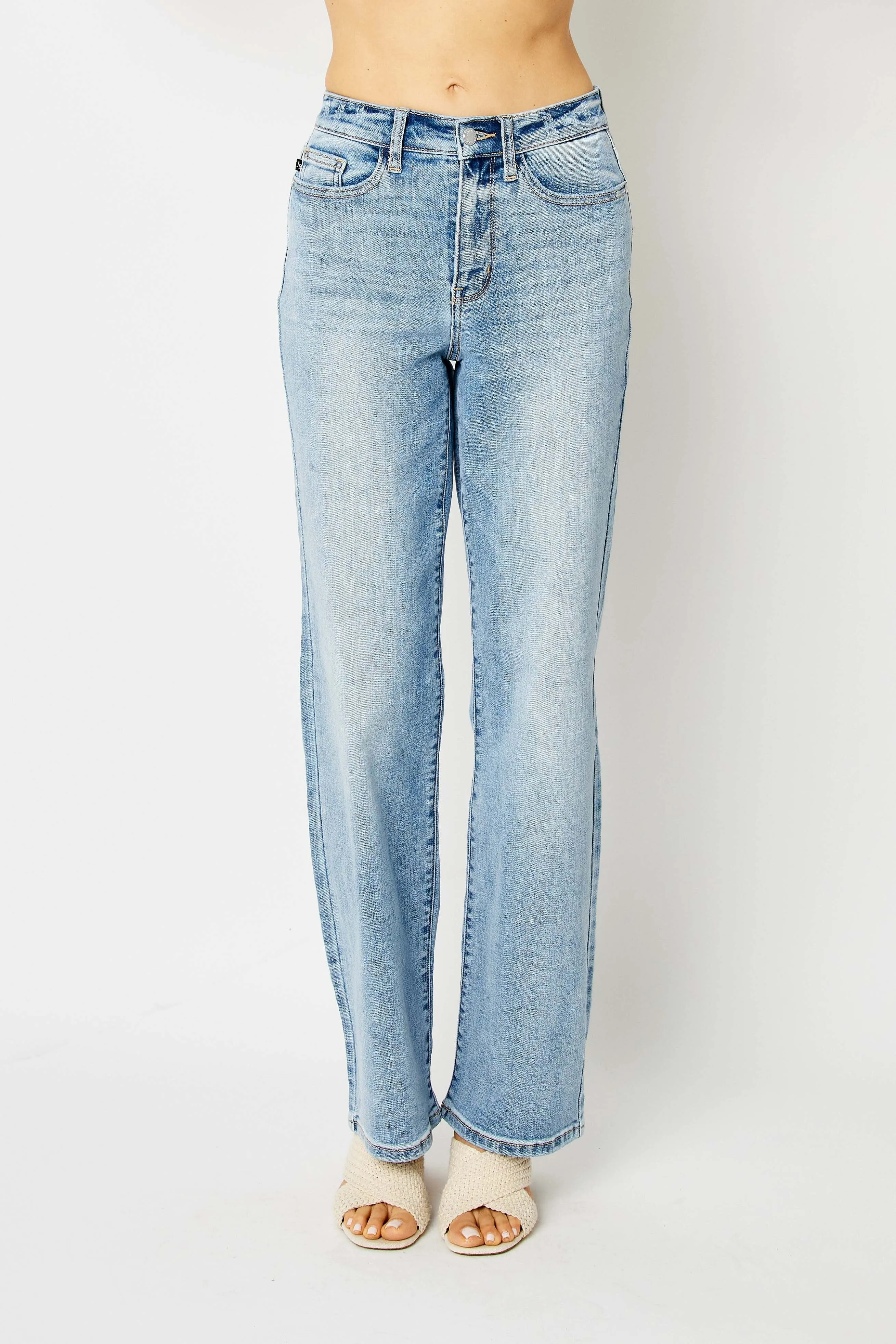 'Felt Like It' Straight Leg Jean