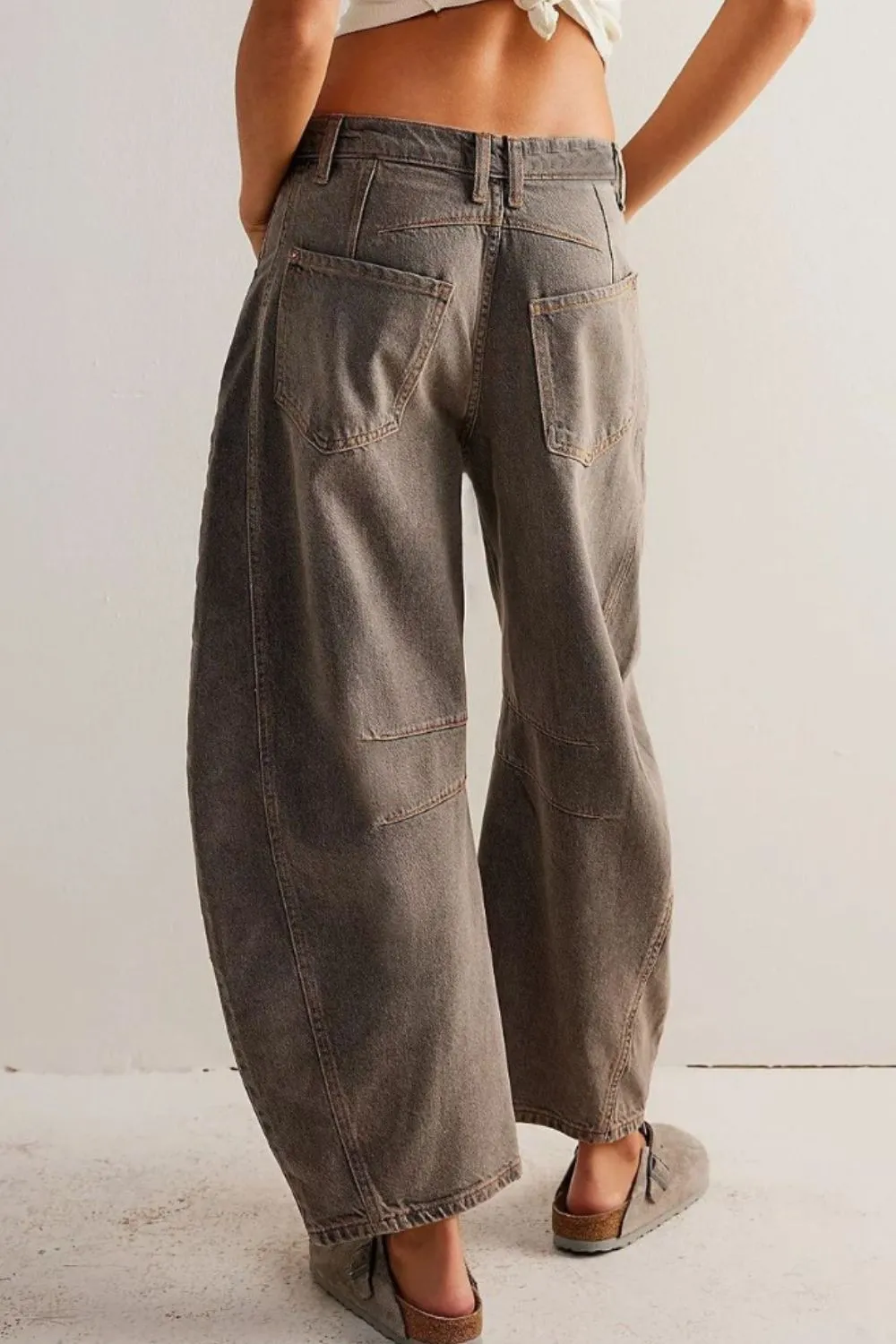 Wide Leg Jeans with Pockets